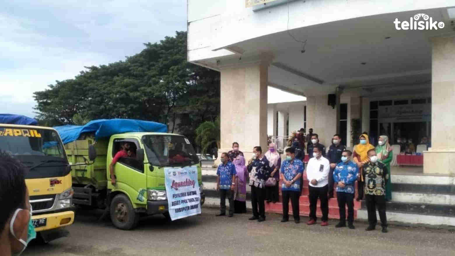 119 Ton Beras Disalurkan untuk Warga Terdampak PPKM Mikro di Bombana