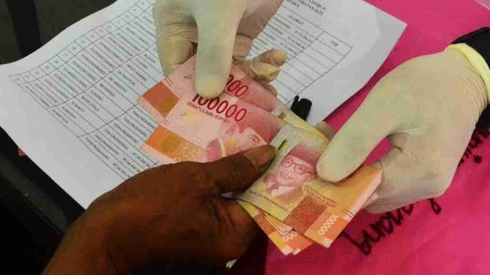 Buruan, Ini Cara Cek Penerima BLT PPKM Darurat Tahun Ini