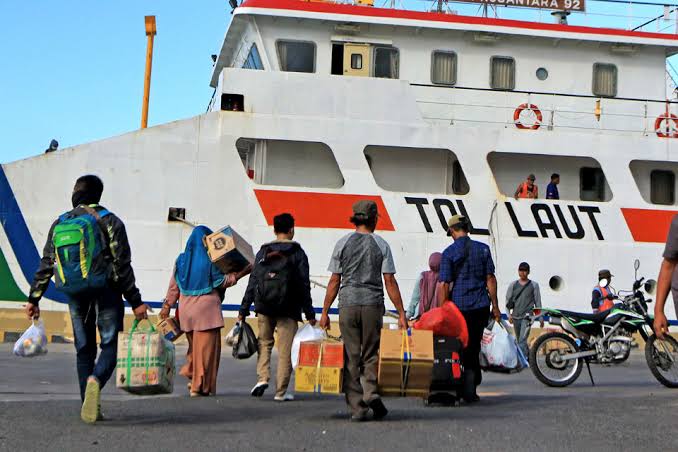 Gunakan Dokumen Palsu, Satgas COVID-19 Sorong Pulangkan 26 Penumpang Baubau