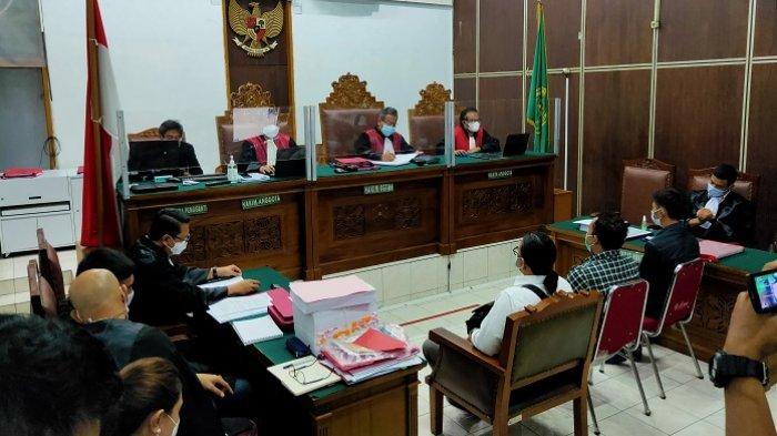 Hakim Vonis Penjara 5 Terdakwa Kebakaran Gedung Kejagung, 1 Lainnya Bebas