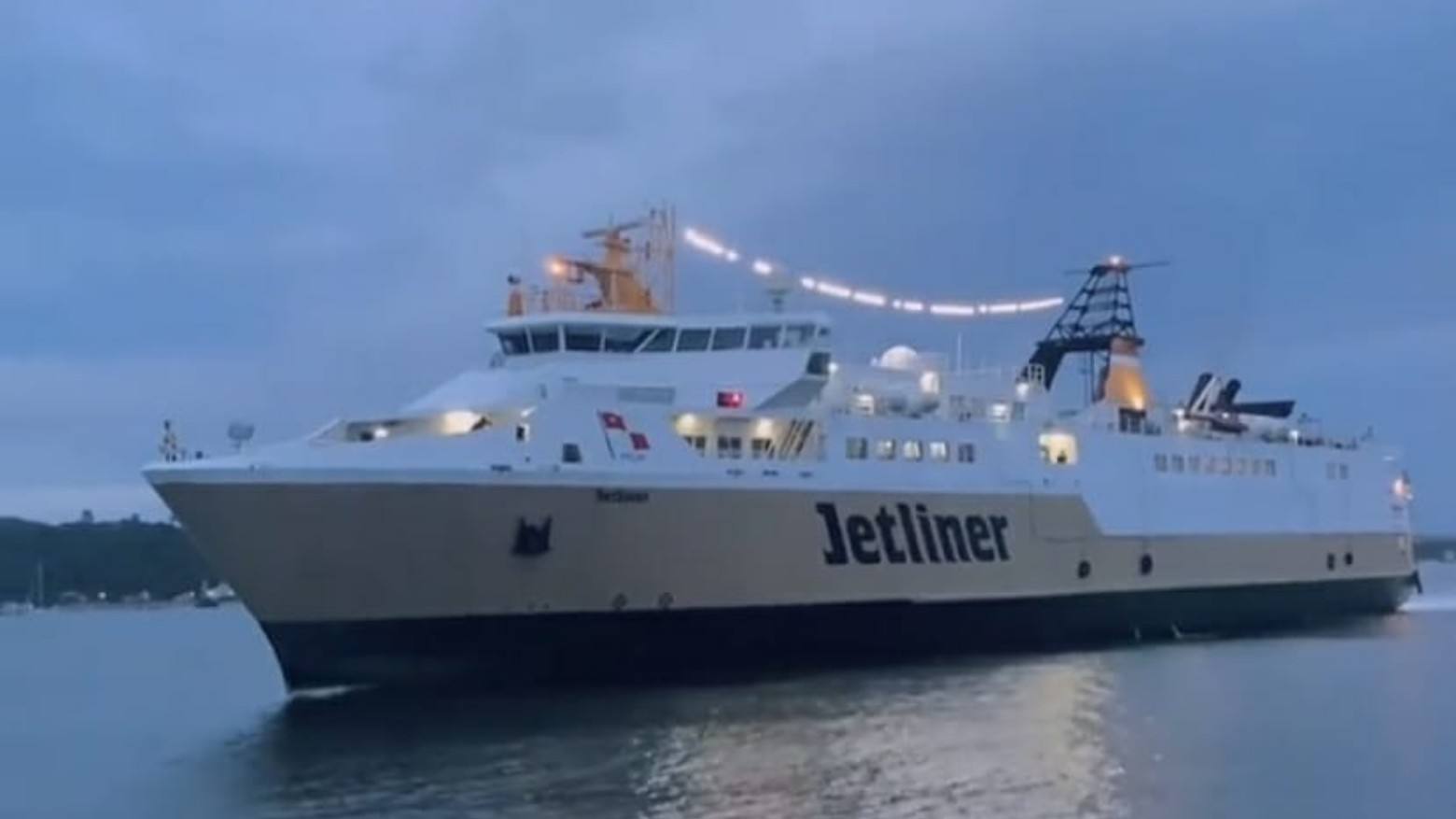 KM Jetliner Berlayar Kembali Akhir Juli 2021