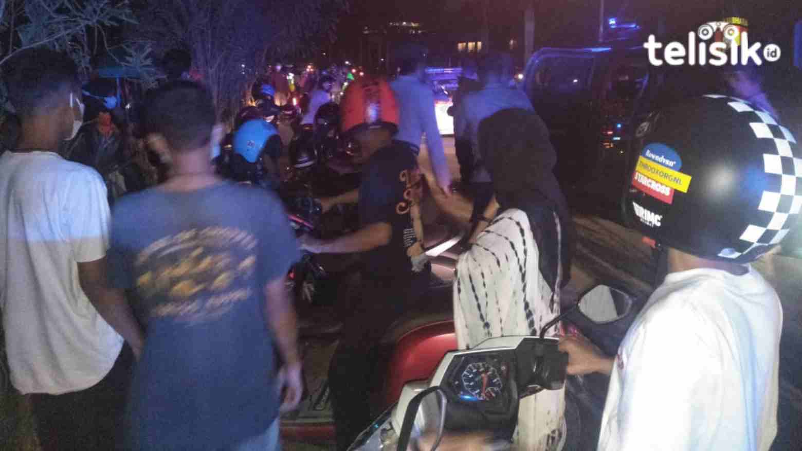 Membandel dan Tetap Buka di Masa PPKM, Kafe dan PKL Ditutup Paksa