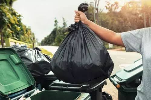 Warga Diharap Sampah Dimasukkan Kantong Plastik Sebelum Dibuang ke TPS