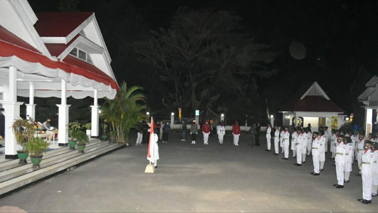 Muh. Ridwan Zakariah Kukuhkan Paskibraka Kabupaten Butur 2021