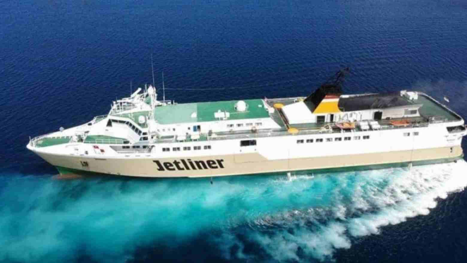 Berhenti Beroperasi, KM Jetliner Docking