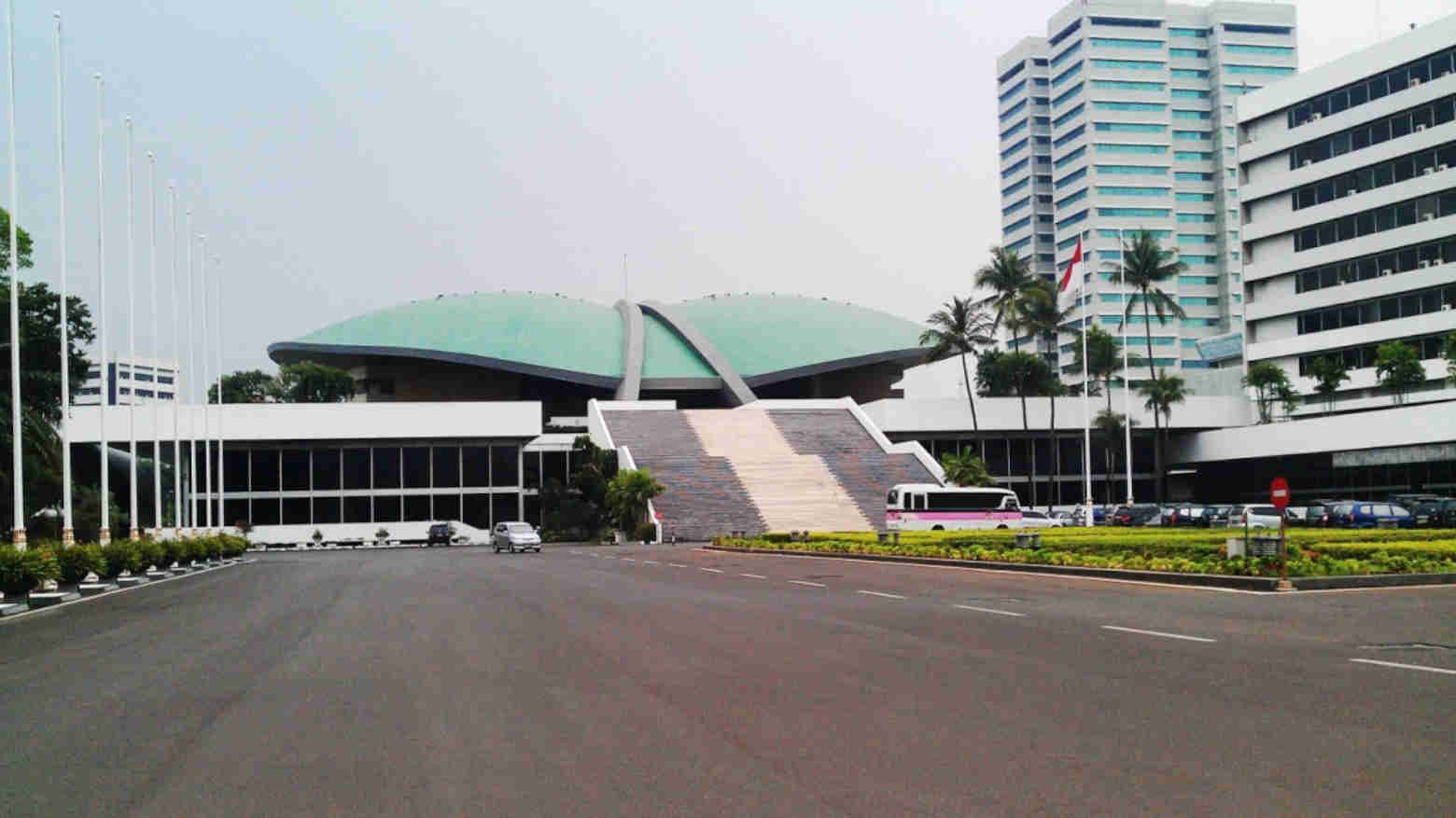 Grup WA DPR Heboh Legislator NasDem Kena OTT KPK, Ini Respon Partai