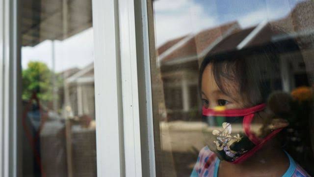 Jokowi Terbitkan Aturan Perlindungan Khusus Anak Korban COVID-19