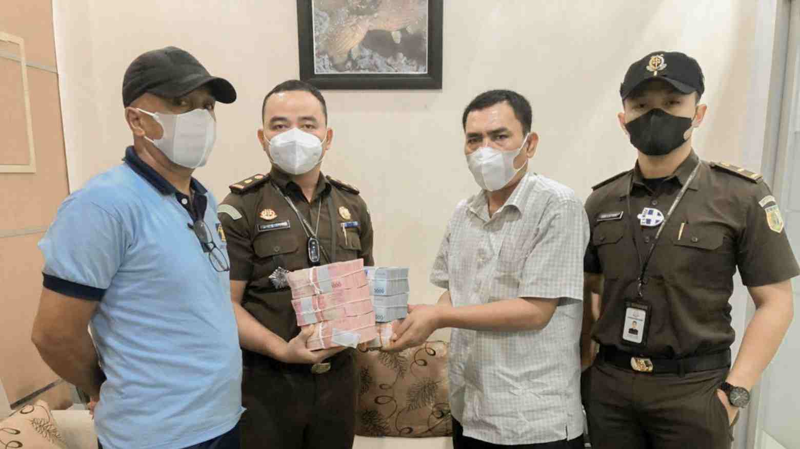 Kejari Baubau Eksekusi Uang Denda Kasus Korupsi CPNS Bombana