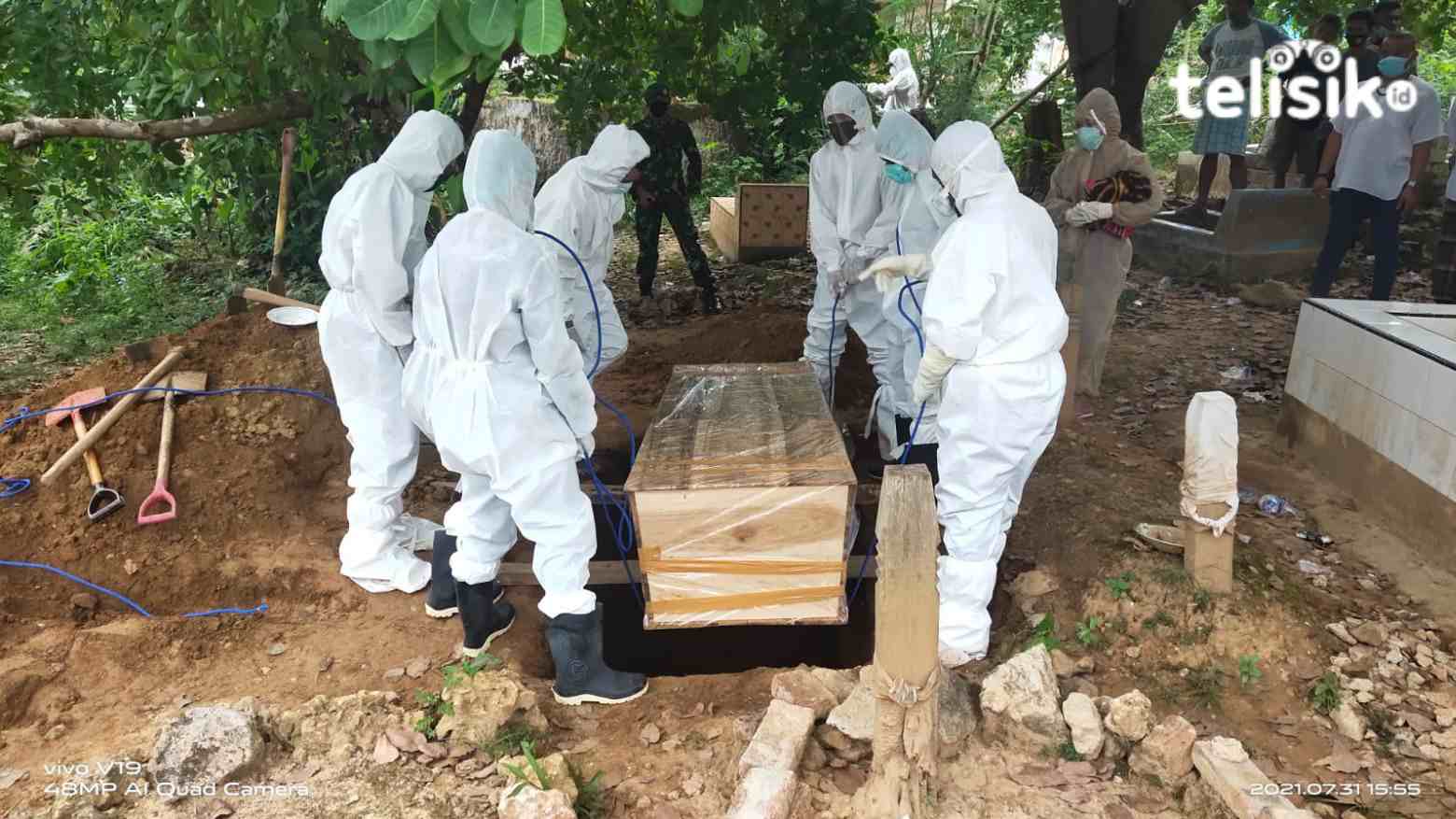 Meski Belum Keluar Hasil Swab, Pasien Meninggal di RS Raha Diperlakukan Prokes COVID-19