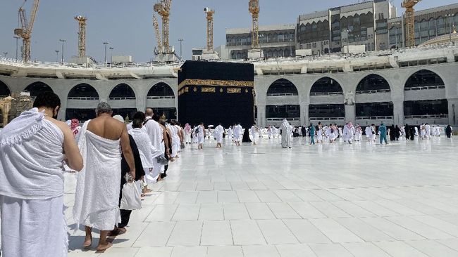 Mulai Hari Ini Arab Saudi Izinkan 2 Juta Jemaah Umrah Setiap Bulan, Ini Syaratnya