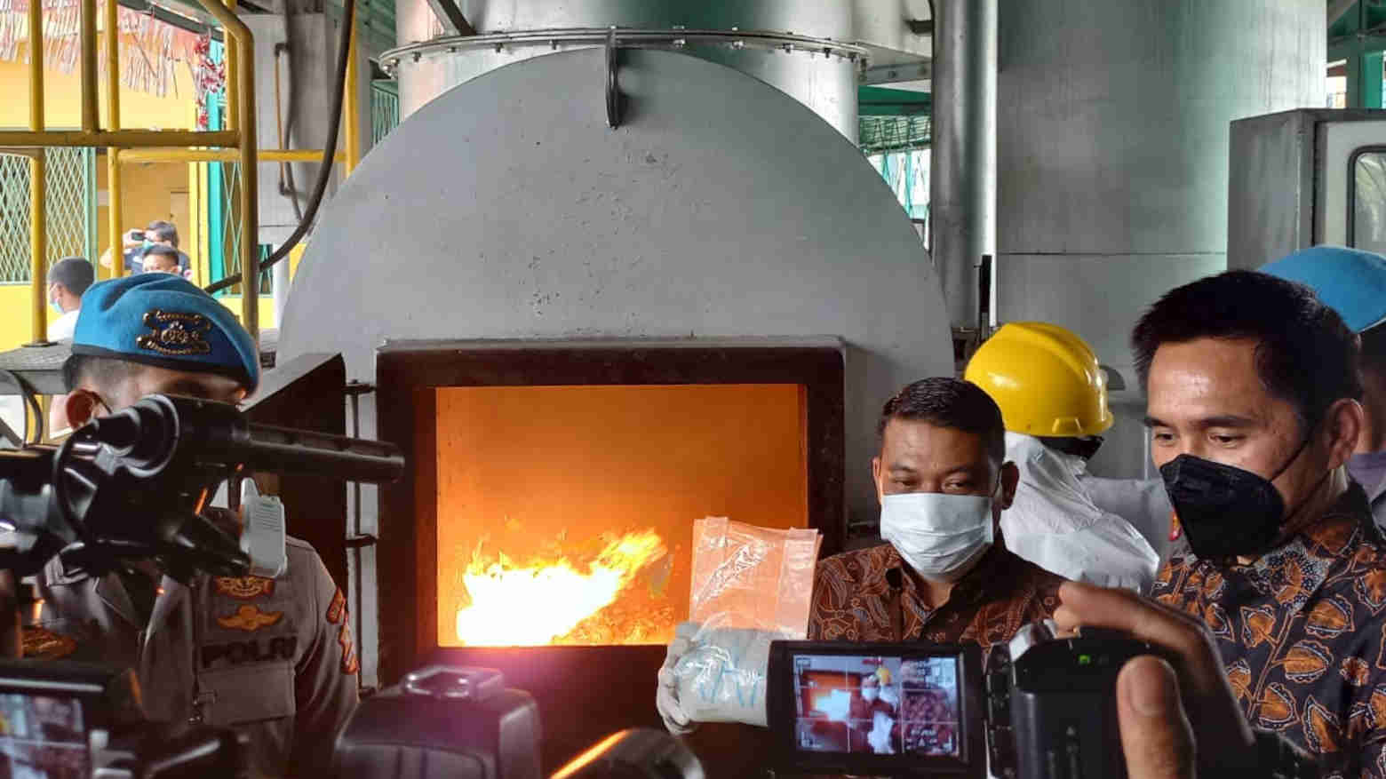 Polri Musnahkan 467 Kg Narkotika, Disita dari 17 Tersangka