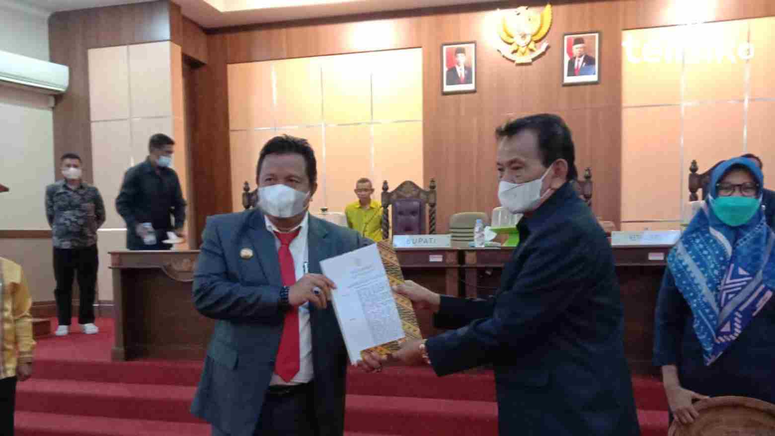 Tak Pernah Hadir Rapat, DPRD Muna Rekomendasikan Kadis PMD Diganti