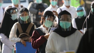 Tidak Ada Tempat Swab Antigen di Lokasi SKD, Peserta CPNS Cari Sendiri