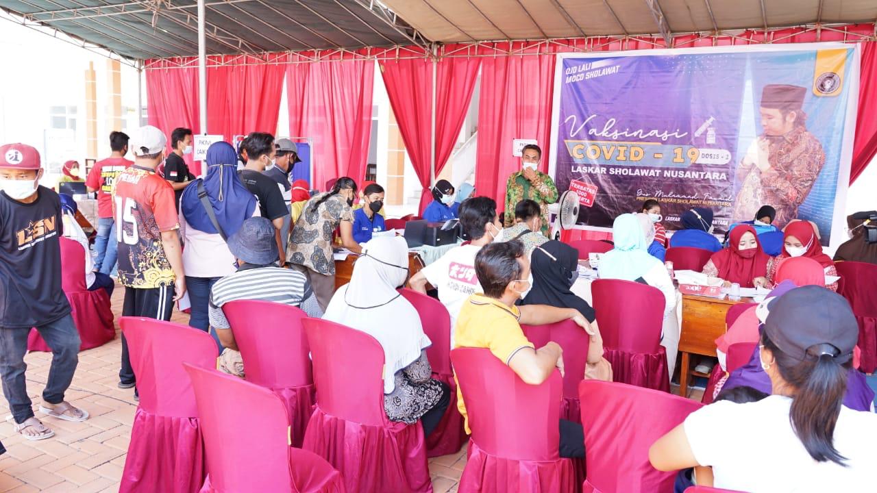 Gerindra Jatim Bersama Laskar Sholawat Nusantara Gelar 1.000 Vaksin ke-2 untuk Bangsa