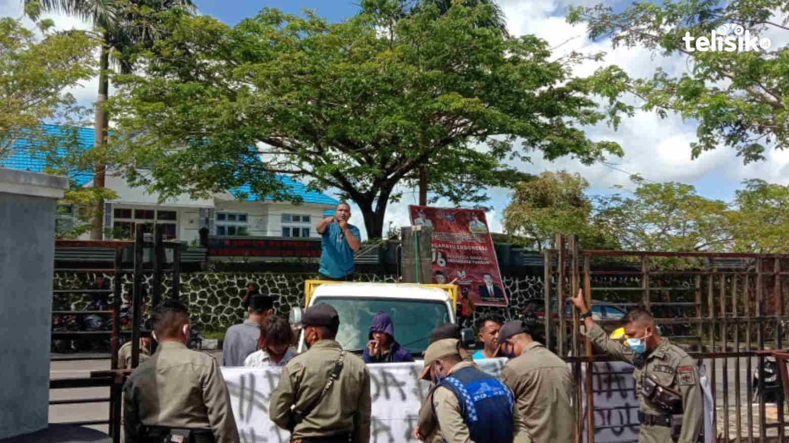 Aliansi Pemerhati Lingkungan Butur Demonstrasi di Sekretariat Daerah, Ada Apa?