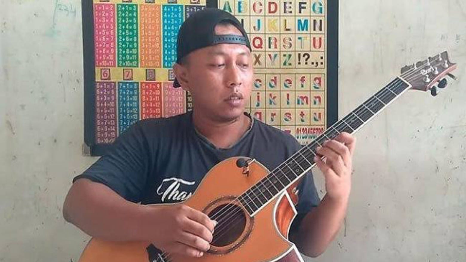 Alip Ba Ta: Si Tangan Dewa Berpenghasilan Rp 8,8 Miliar yang Tetap Jadi Sopir Forklift