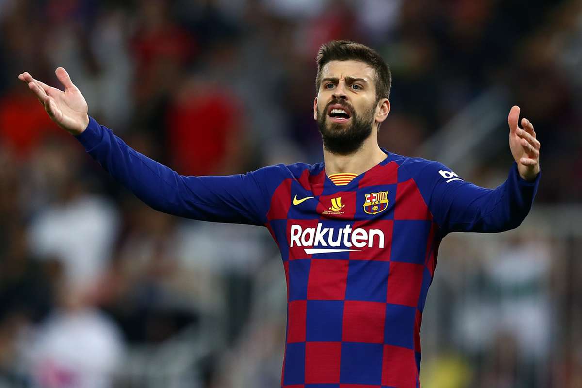 Barcelona Gagal Menang Lawan Granada di Camp Nou, Pique Jadi Penyerang Darurat