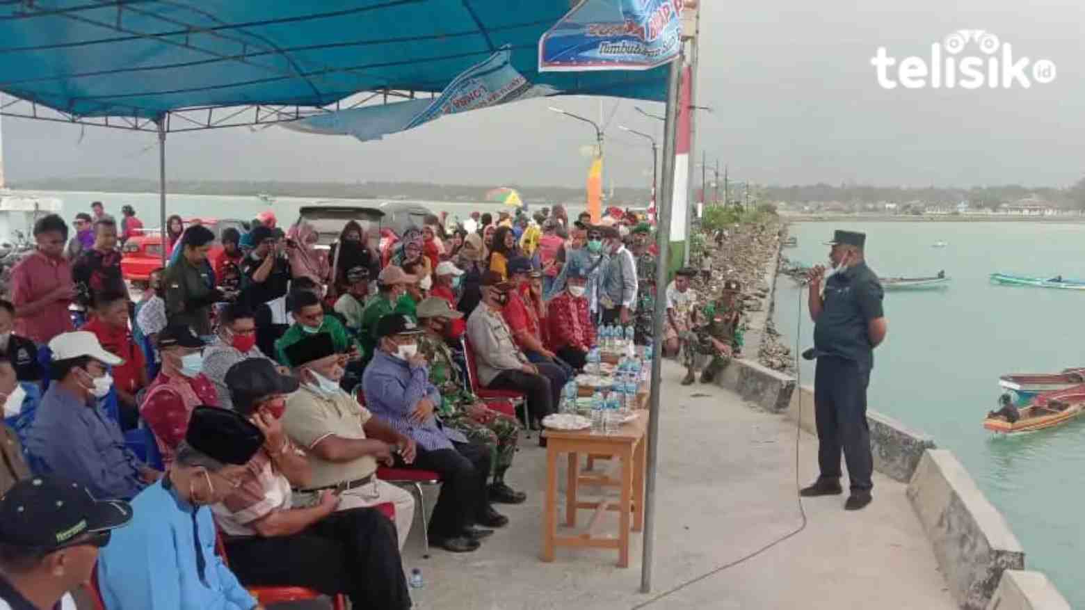 Bentuk Kepedulian, Pemda Buteng Bangun Sekolah Terapung Bagi Warga Suku Bajo