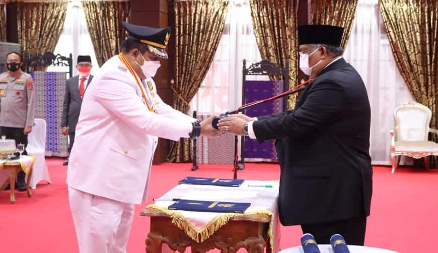 Dilantik Ali Mazi, Rusman-Bachrun Diminta Bangun Kerjasama Harmonis