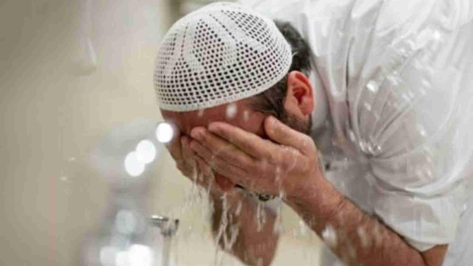 Ini Alasan Mengapa Berwudu Dapat Meredam Amarah atau Emosi