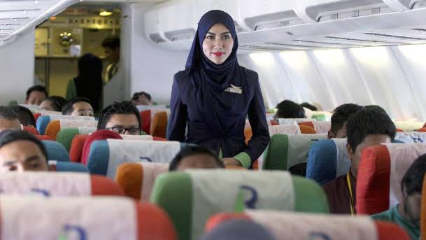 Ini Syarat dan 5 Maskapai yang Bolehkan Pramugari Berhijab