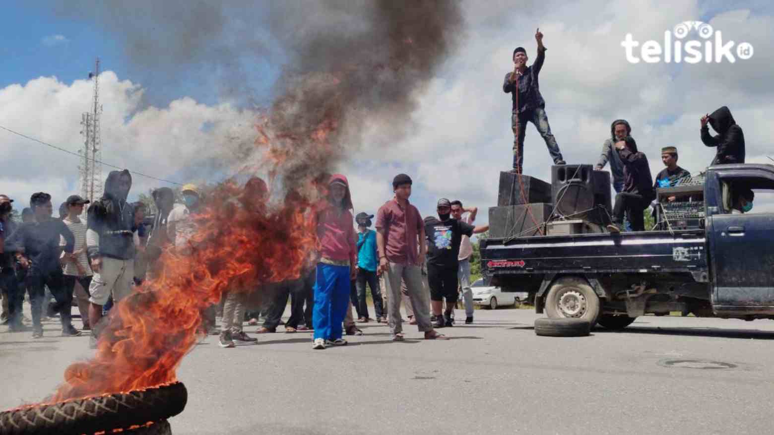 Kronologi Penangkapan Massa Aksi di Konsel yang Membawa Bom Molotov dan Senjata Tajam