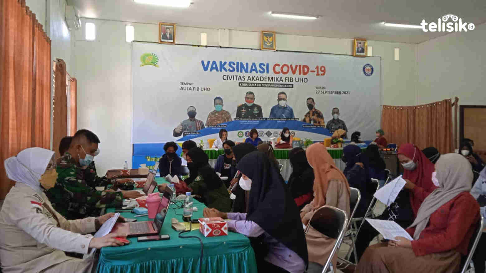 Peserta Membludak, Fakultas Ilmu Budaya UHO Perpanjang Vaksinasi