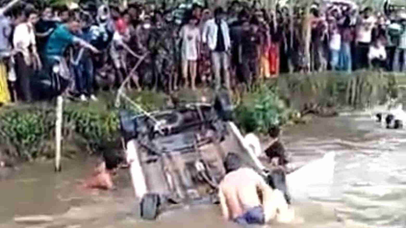 Polda Sultra Gelar Penyelidikan Insiden Mobil Terjun ke Sungai Konaweeha