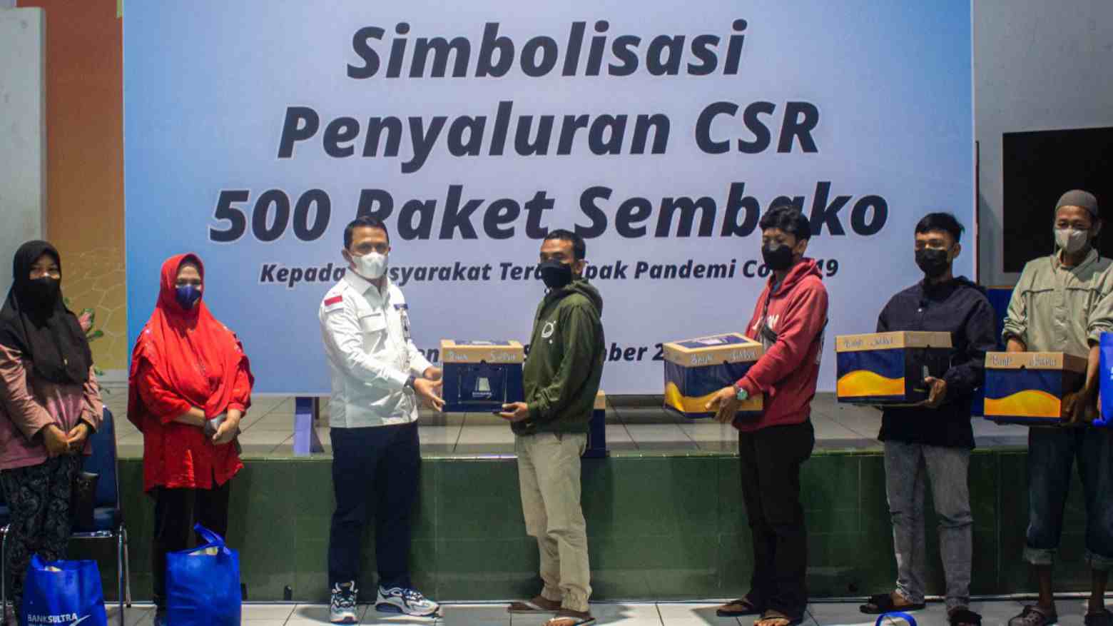 Bank Sultra Bagikan 1.000 Paket Sembako