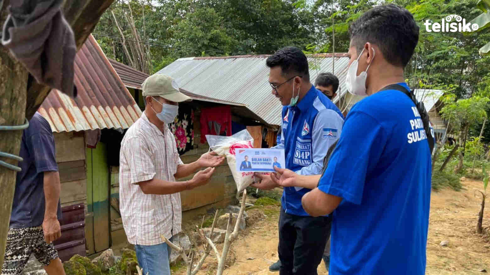 Sambut Usia 2 Dekade, Pertai Demokrat Sultra Bagikan Paket Sembako