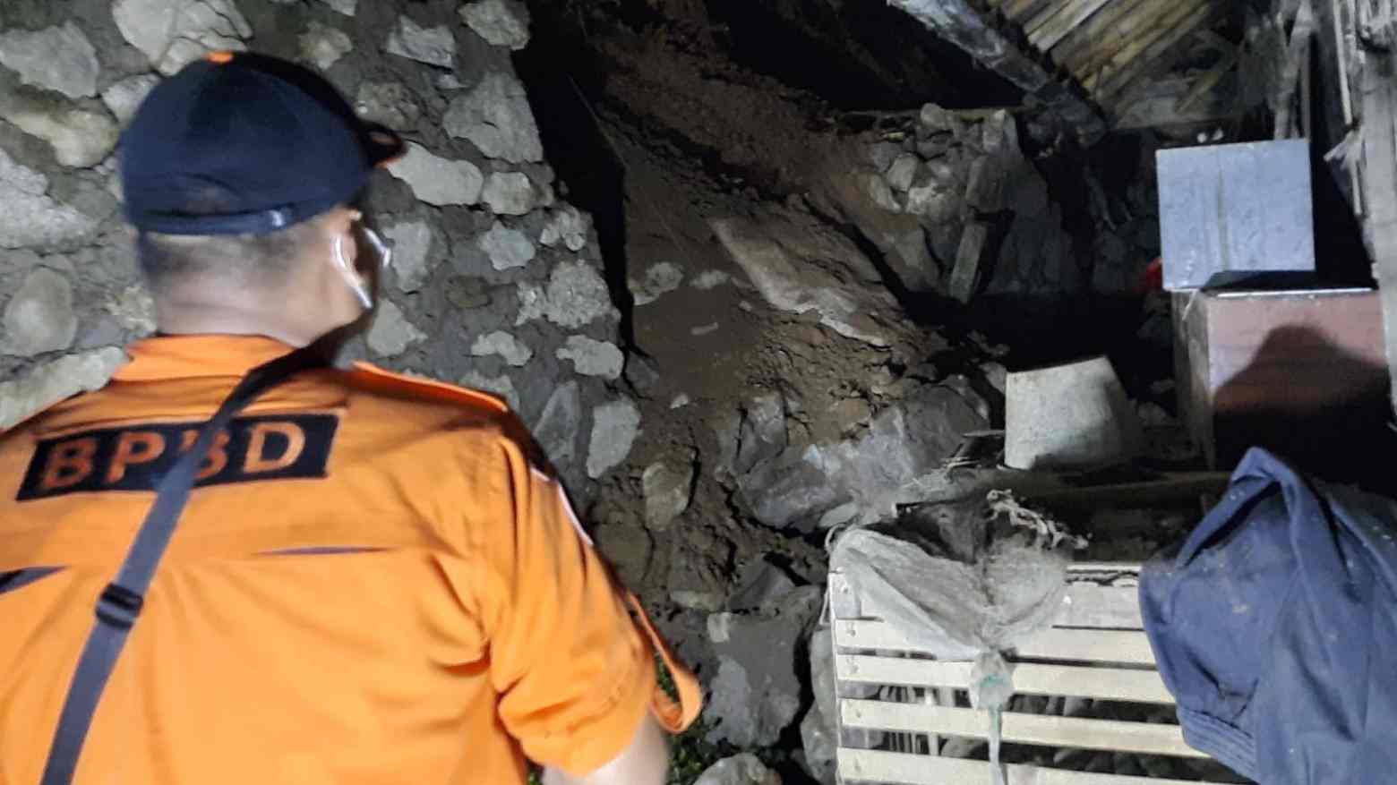 Tanah Longsor di Cianjur, Satu Warga Luka Berat dan Sejumlah Warga Mengungsi