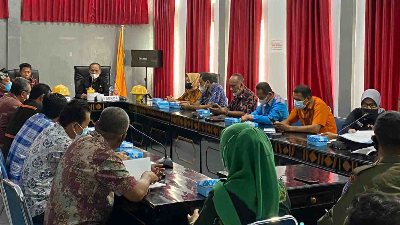 Wakil Bupati Butur Serahkan Surat Perintah Tugas Kepada Kepala OPD