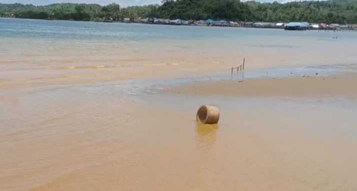 Pantai Nambo Kendari Tercemar Diduga Akibat Aktivitas Pertambangan Pasir
