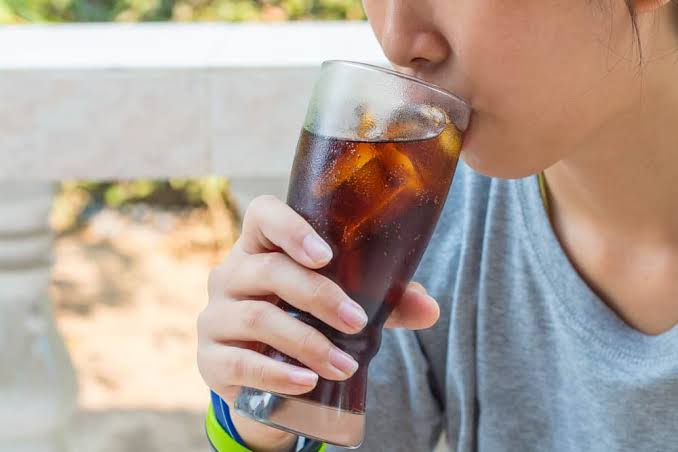 Awas, 5 Akibat Ini Anda Bakal Alami Jika Minum Soda Keseringan