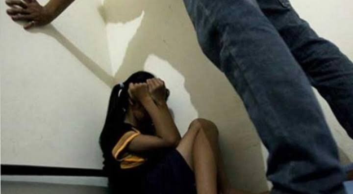 Ayah Tega Perkosa Anak Kandung Sampai Pendarahan