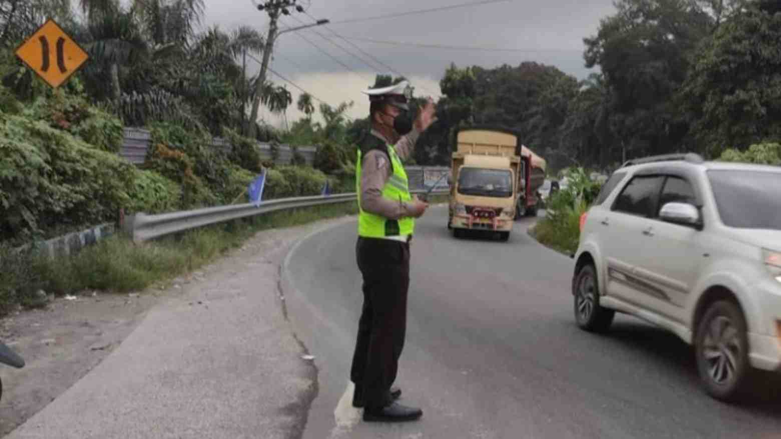 Jalan Medan-Tanah Karo Kembali Dibuka, Pengendara Diminta Berhati-hati
