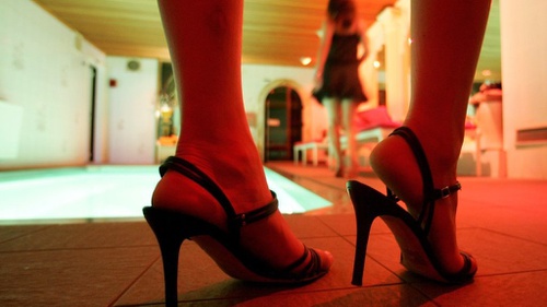 Kendari Undercover: Maraknya Bisnis Prostitusi di Sekitar Kawasan Pertambangan