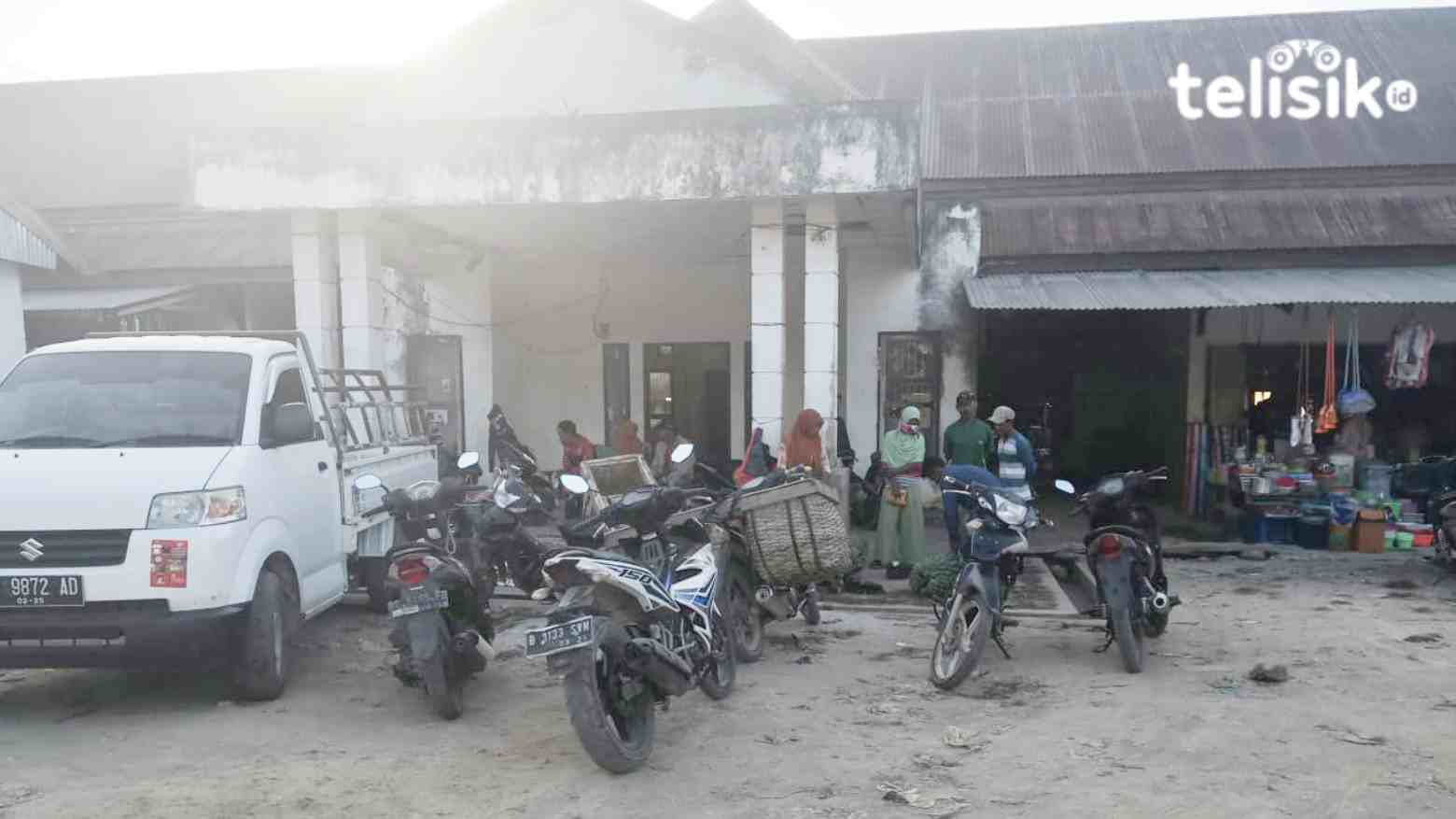 Pedagang di Kambawuna Muna Mogok Bayar Retribusi