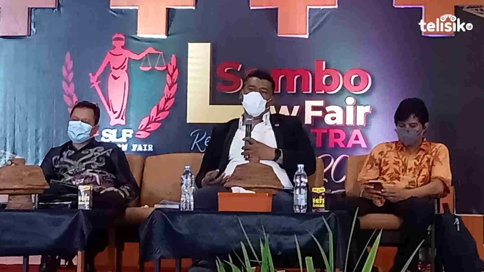 Tarik Ulur Pemilu dan Pilkada 2024