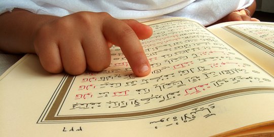Ayo Lakukan 8 Cara ini Agar Anak Tidak Bosan Belajar Alquran
