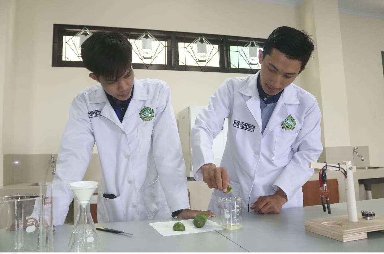 Buat Hand Sanitizer dari Jeruk, Mahasiswa IAIN Kendari Lolos OASE PTKIN se-Indonesia