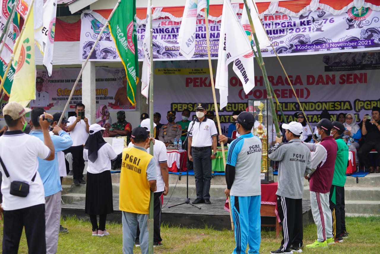 Bupati Kolut Raih Penghargaan Dwija Praja Nugraha Atas Dedikasinya di Dunia Pendidikan