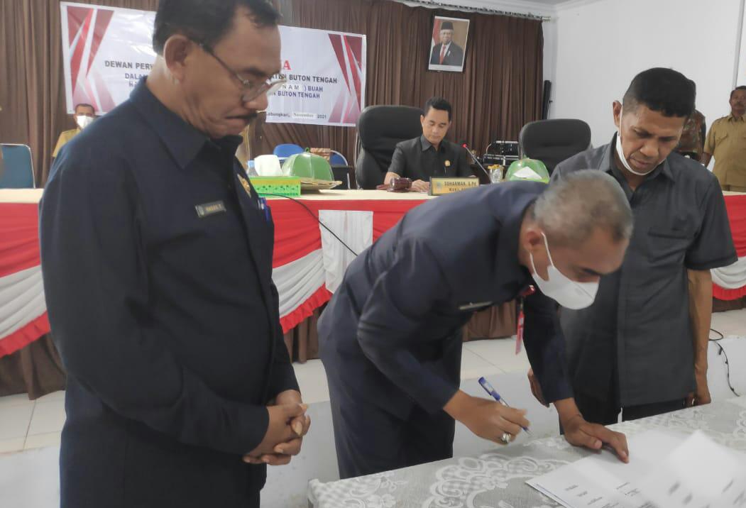 DPRD Buteng Sahkan Enam Raperda Menjadi Perda