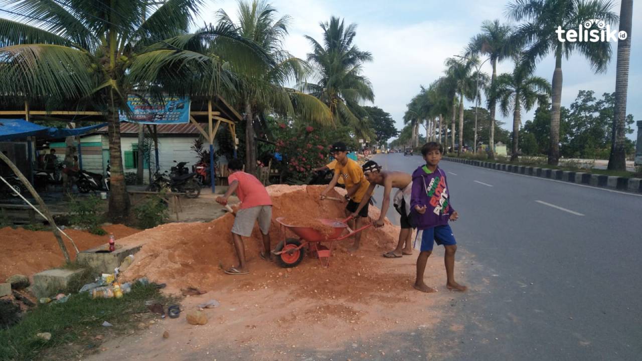 Kafe Lesehan di Kota Kendari Menjamur