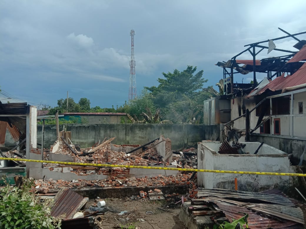 Korsleting Listrik Diduga Penyebab Kebakaran Dua Rumah di Muna