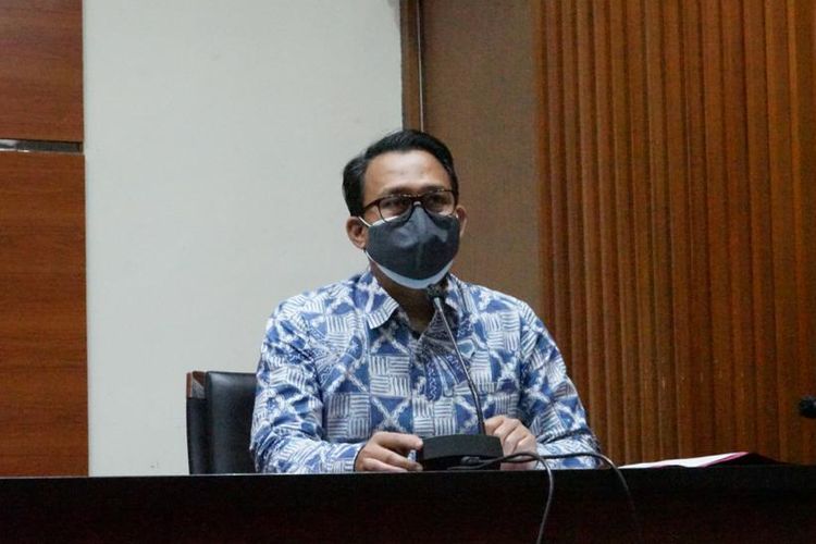 KPK Didesak Panggil Luhut dan Erick Thohir Terkait Bisnis PCR