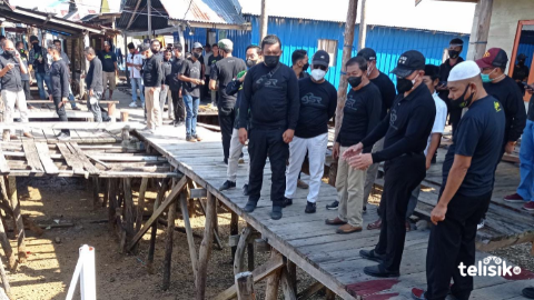 Kunjungi Kampung Bajo Kecamatan Tanggetada, ASR Bantu Perbaikan Jalan