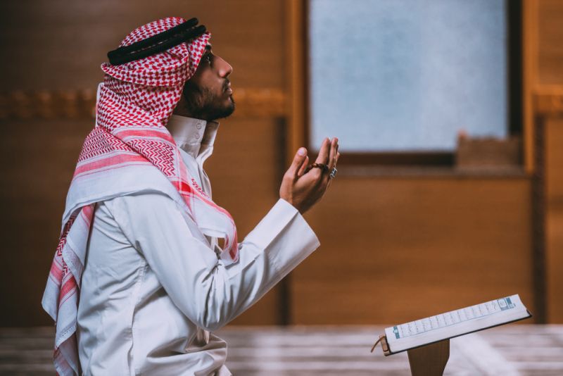 Mau Rezeki Lancar? Baca Tiga Doa Ini Sebelum Bekerja