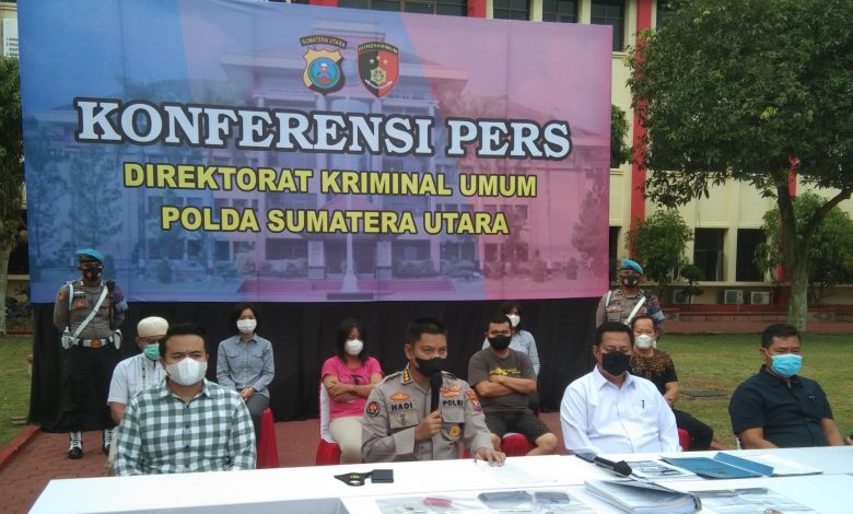 Mengaku Bisa Membebaskan Pekerja Spa, Tiga Orang Ditangkap Polisi