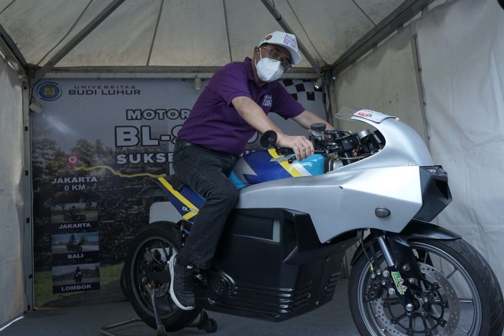 Menhub Dukung Produksi Motor Listrik  Karya Anak Bangsa